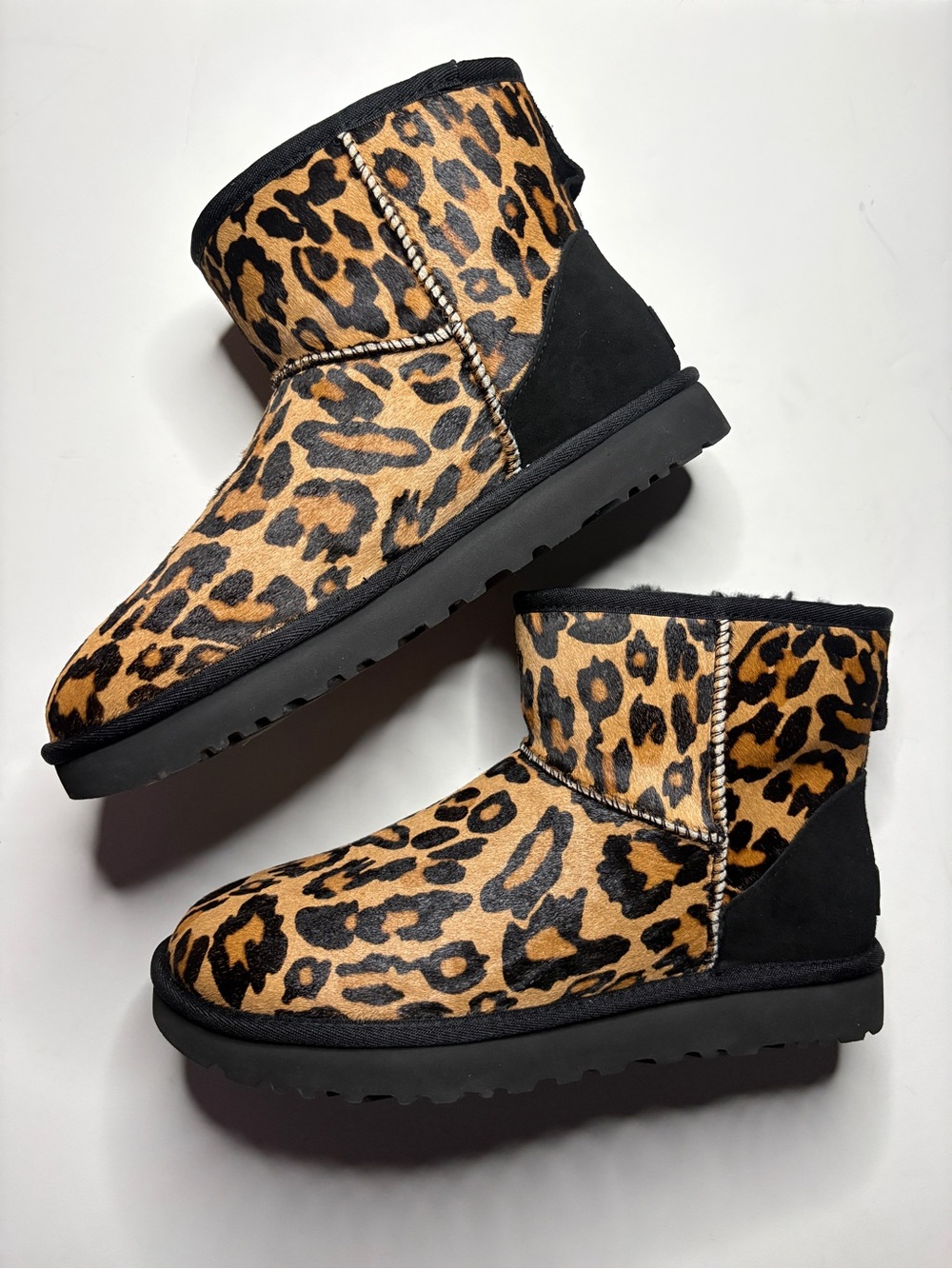 UGG classic mini panther fur wool boots new with box and tags Sz 9 New W Box Tag